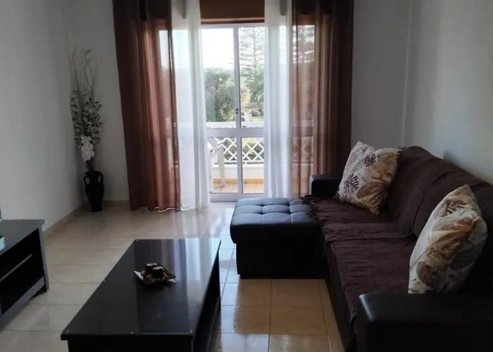 Casa Ebenézer * Lagos