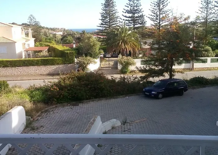 Casa Ebenézer * Lagos